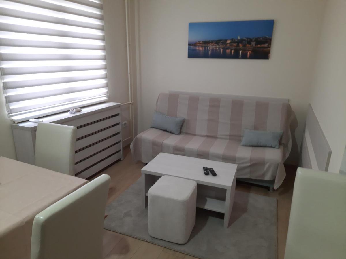 Apartman Karadjordje 2 Белград Екстер'єр фото